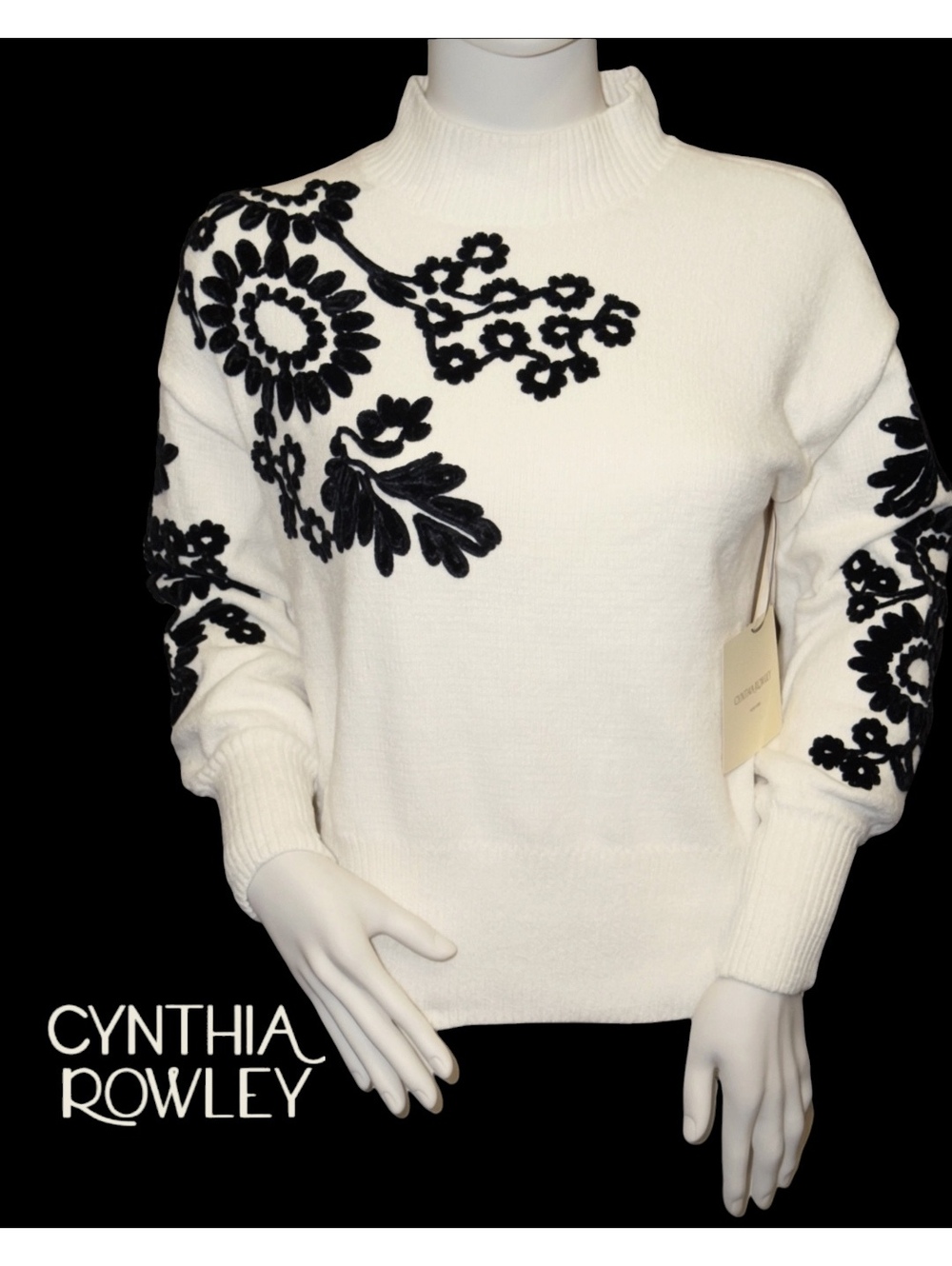 ✨ NWT Cynthia Rowley Floral Eyelet Appliqué Statement Sweater Sz Extra Small ✨